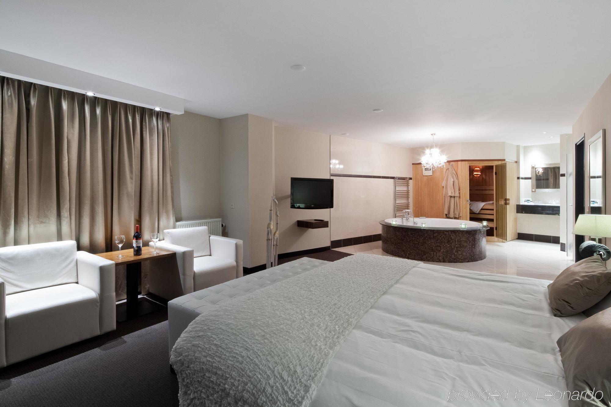 Van Der Valk Hotel Wieringermeer Верінгерверф Екстер'єр фото
